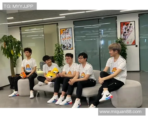 英雄联盟职业联赛格局重塑强队争锋新秀崛起掀起赛场全新风暴